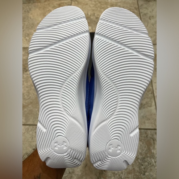 Under Armour girls infinity 2.0 print sneakers size 6Y - Picture 4 of 6